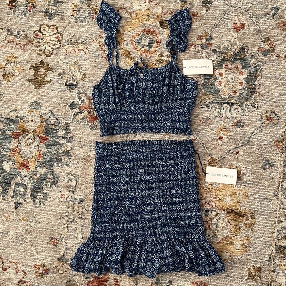 Two piece set